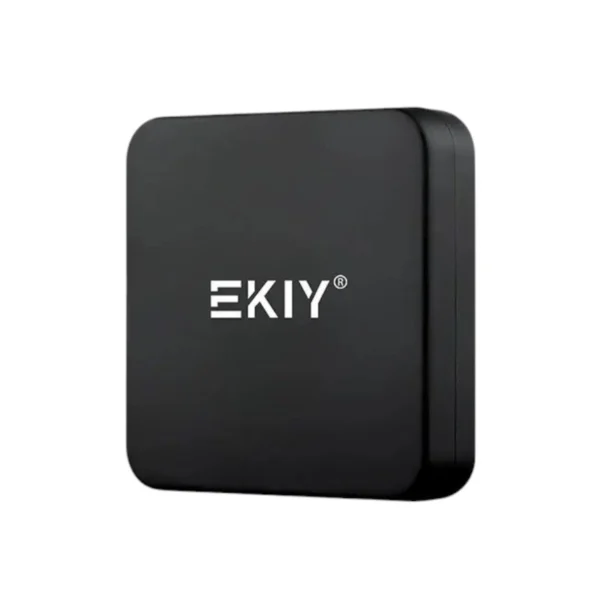 Image du boîtier Ekiy pour la conversion de CarPlay et Android Auto, affichant le logo "EKIY" en blanc sur un fond noir.